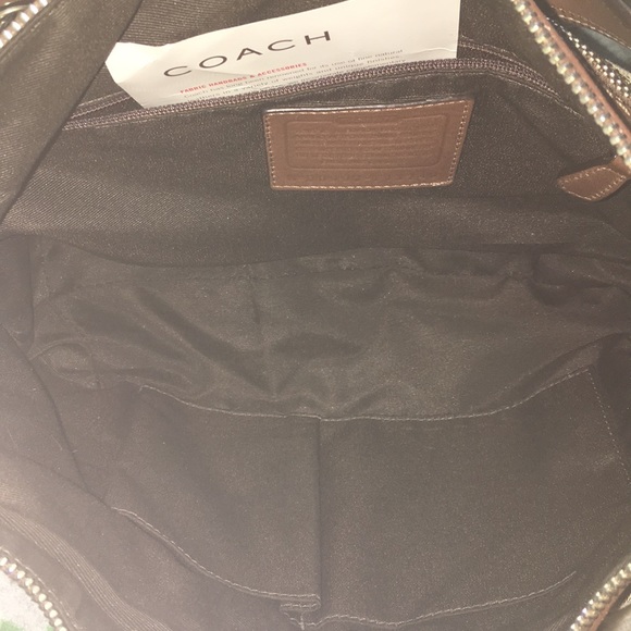 Tan/Light Brown Coach bag The signature collection - Picture 7 of 7